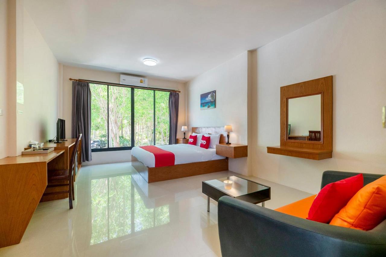 Oyo 665 Sj House Hotel Краби Экстерьер фото