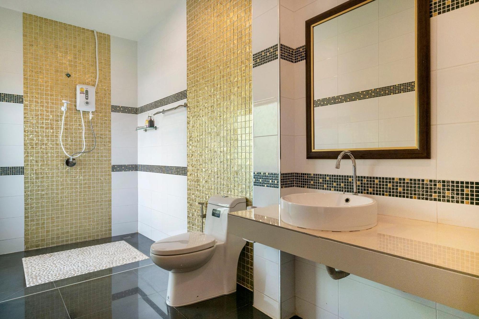 Oyo 665 Sj House Hotel Краби Экстерьер фото
